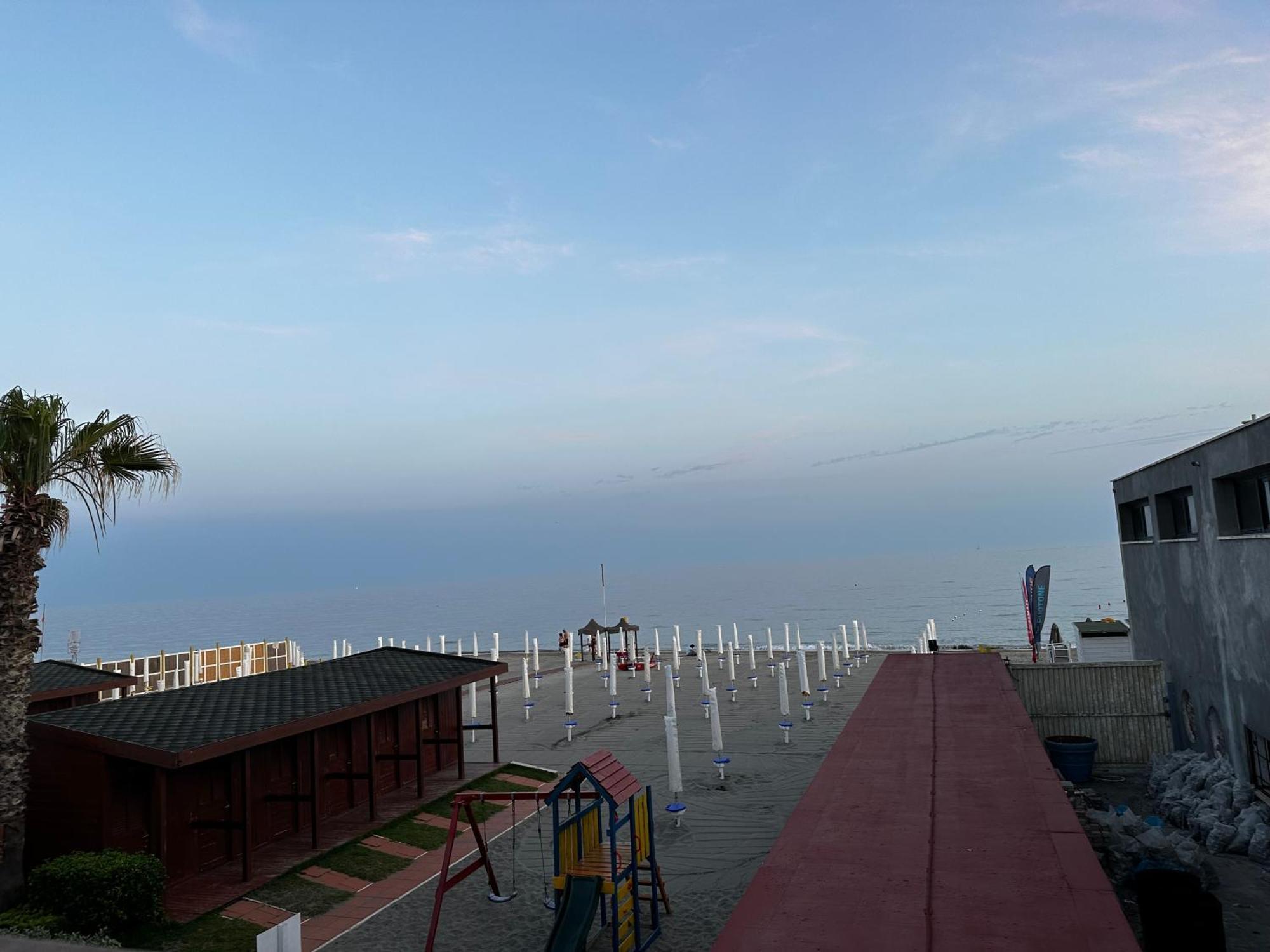 Apartamento Penthouse Salus Sea View Terrace Lido di Ostia Exterior foto
