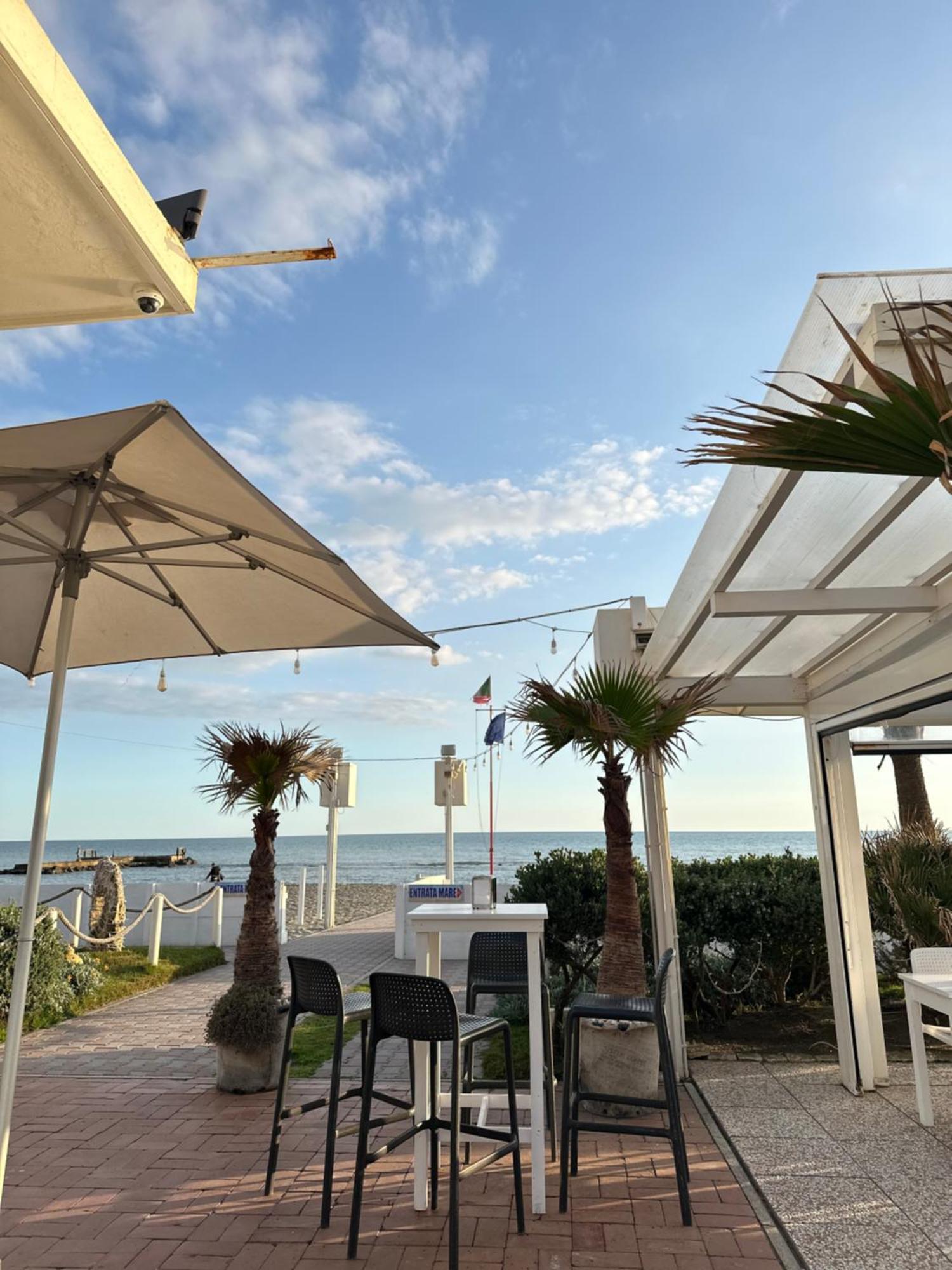 Apartamento Penthouse Salus Sea View Terrace Lido di Ostia Exterior foto